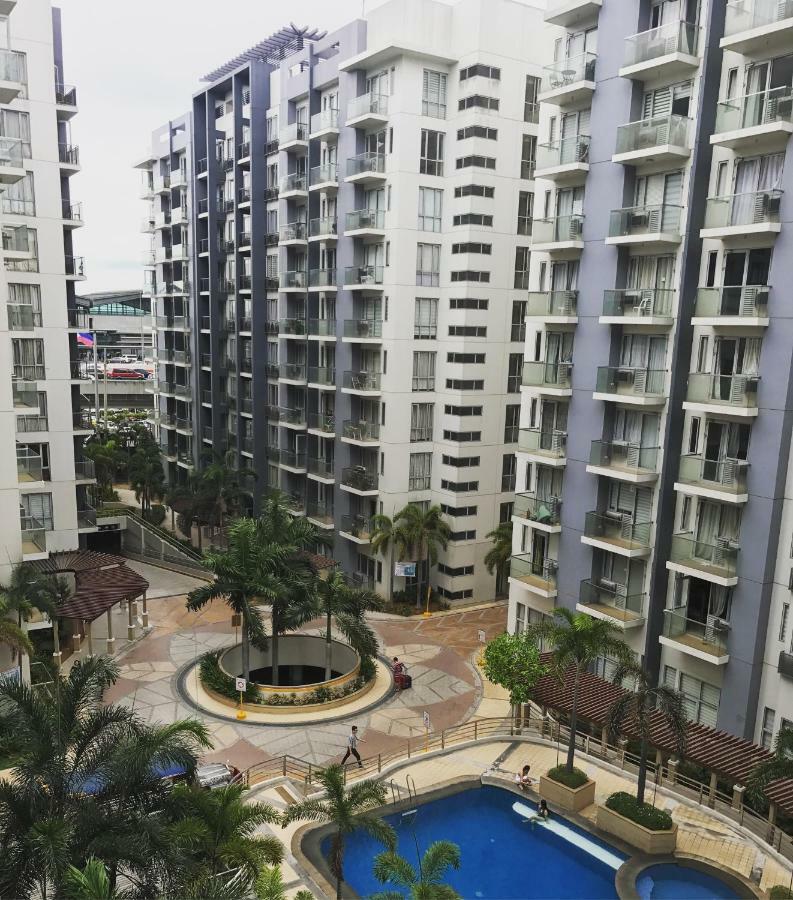 Resorts World Condo Manila Exterior foto